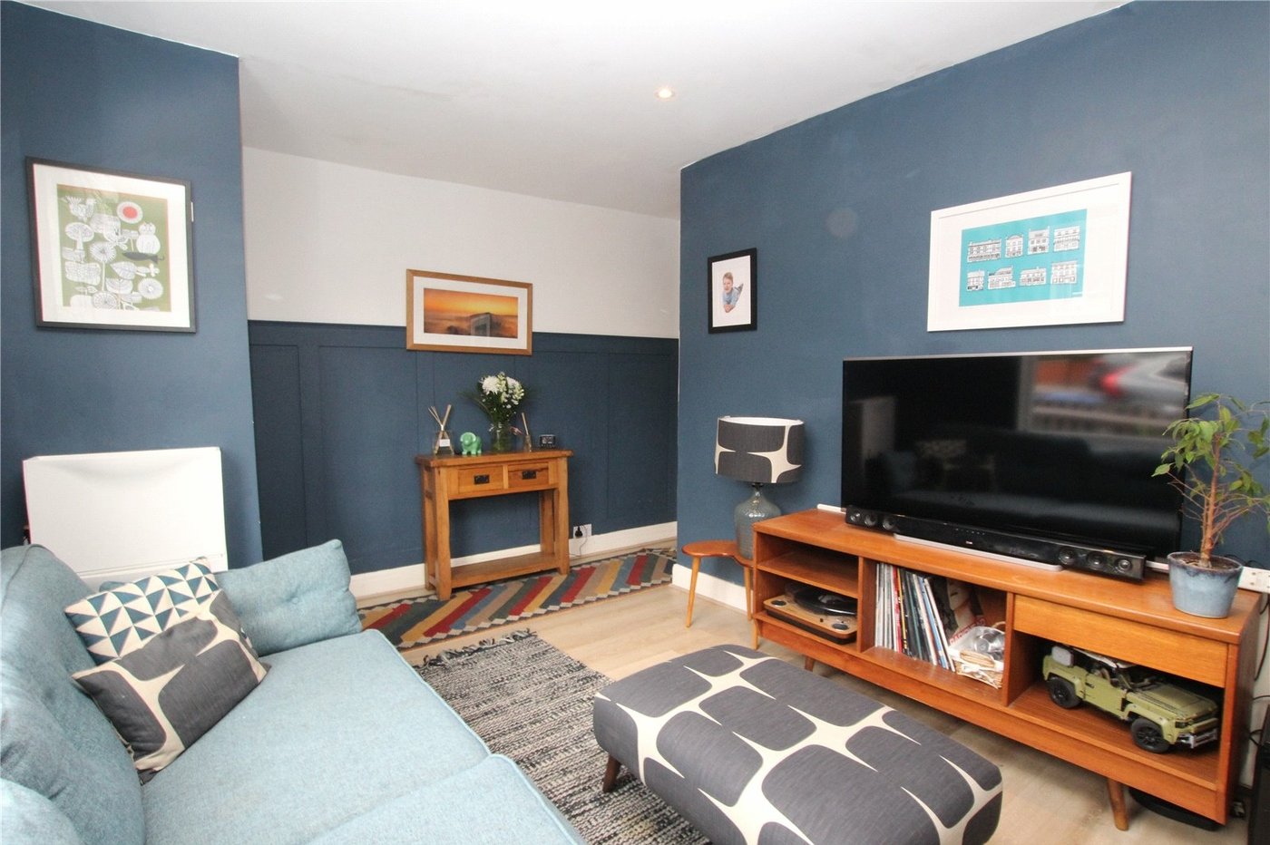 2 bedroom house for sale in Shooters Hill | Robinson Jackson