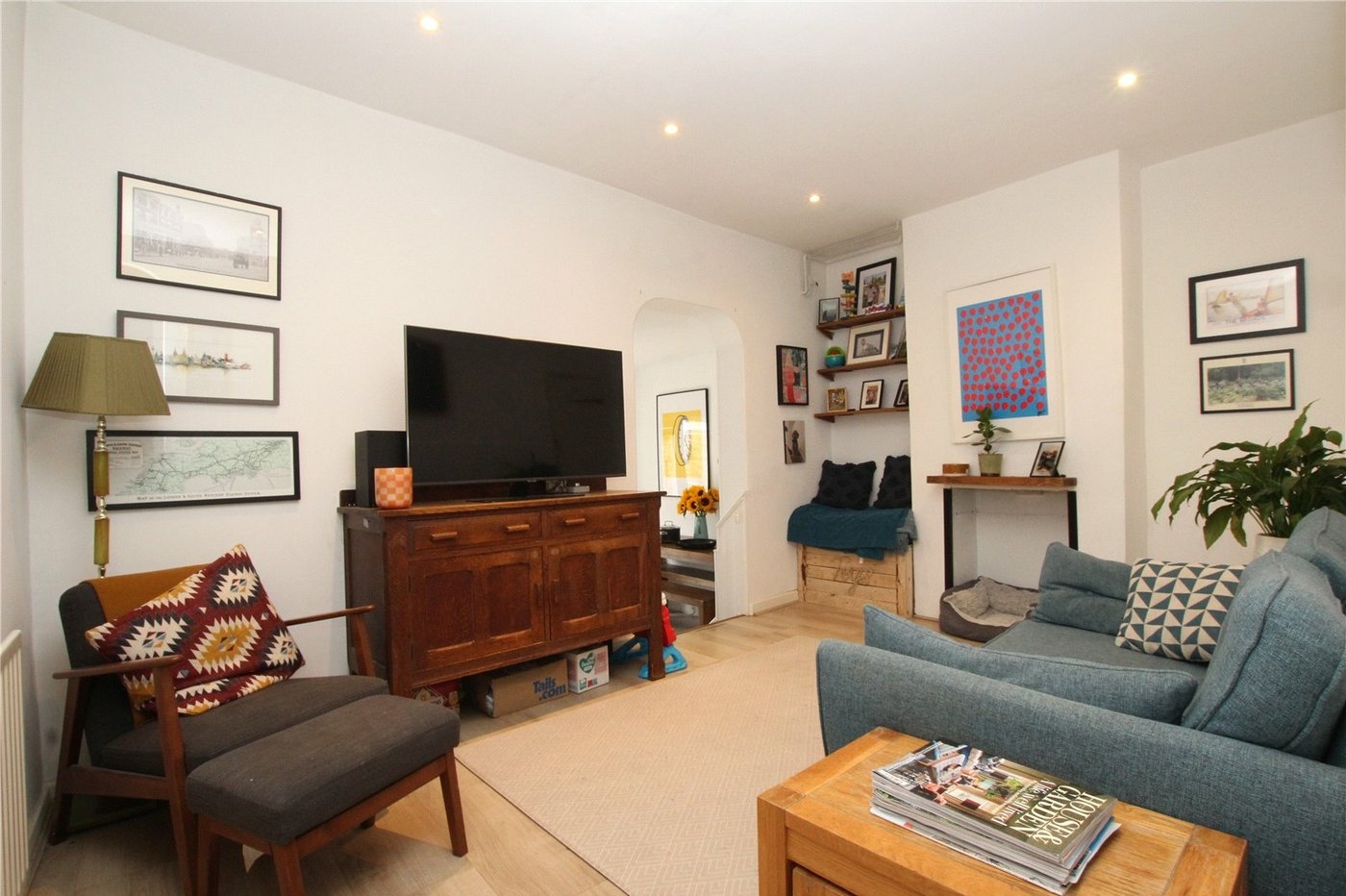 2 bedroom house for sale in Shooters Hill | Robinson Jackson