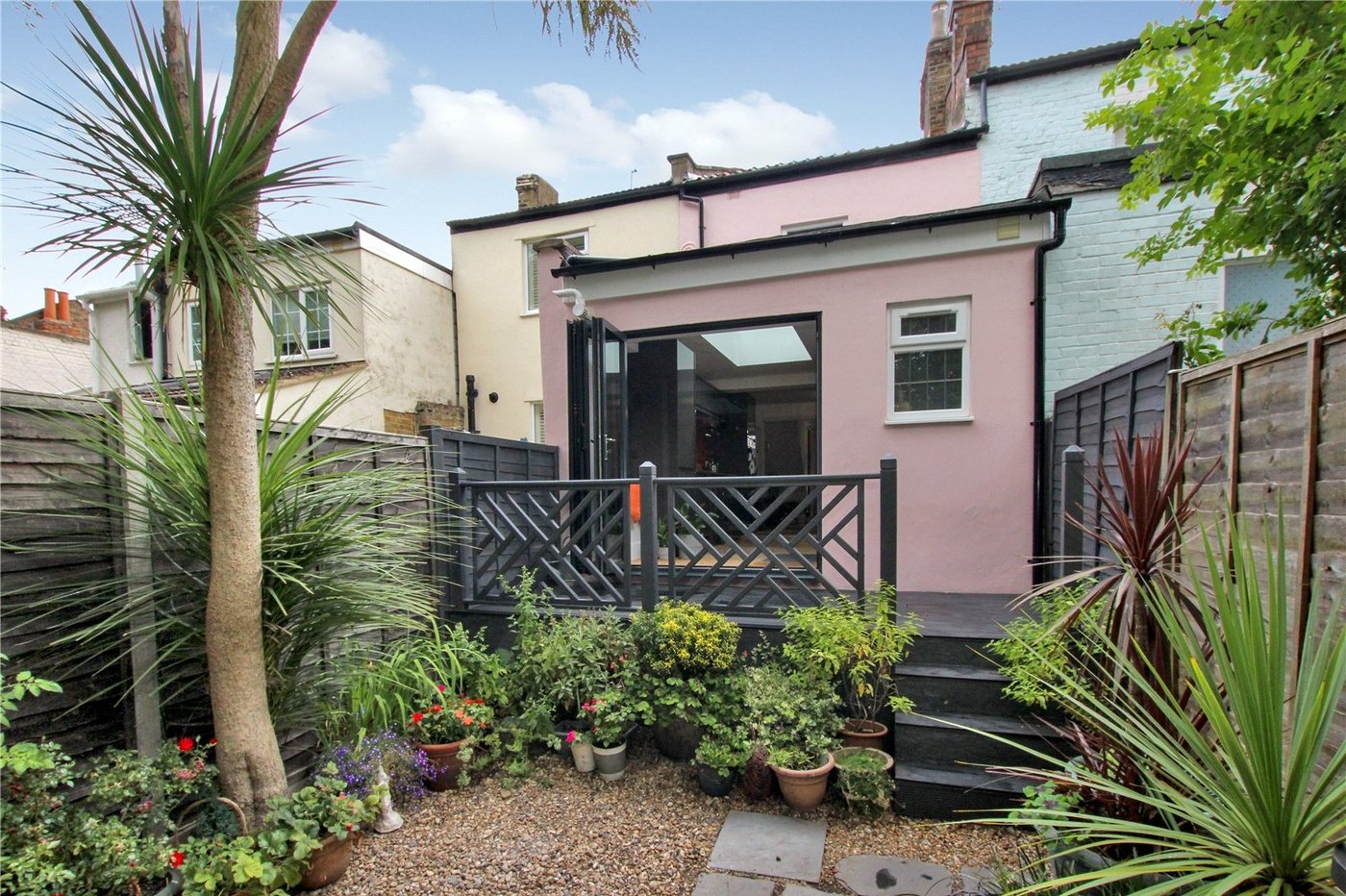 2 bedroom house for sale in Shooters Hill | Robinson Jackson