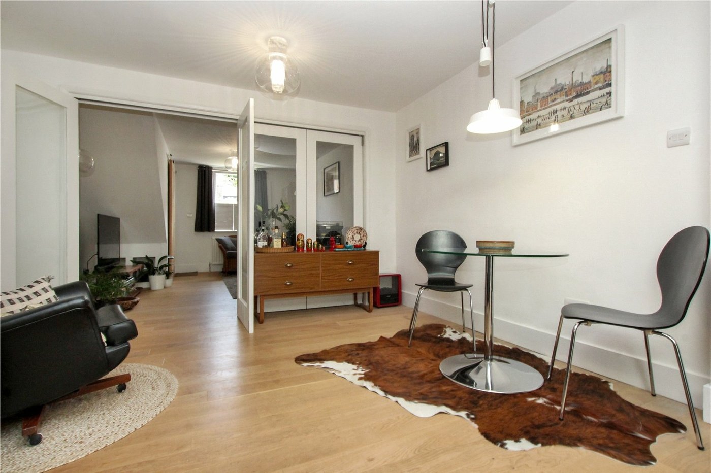 2 bedroom house for sale in Shooters Hill | Robinson Jackson