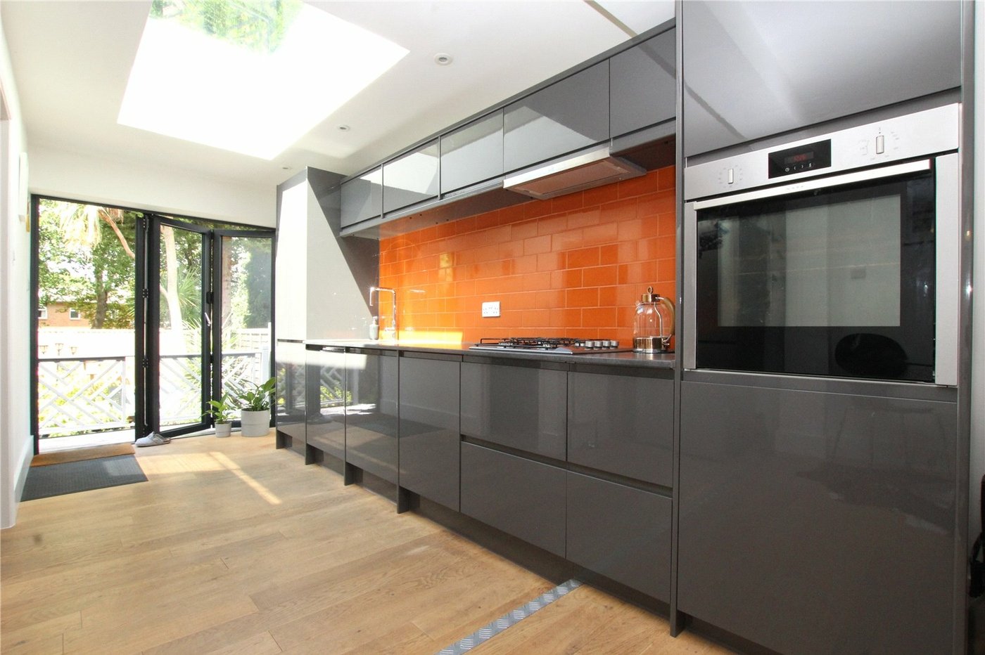 2 bedroom house for sale in Shooters Hill | Robinson Jackson