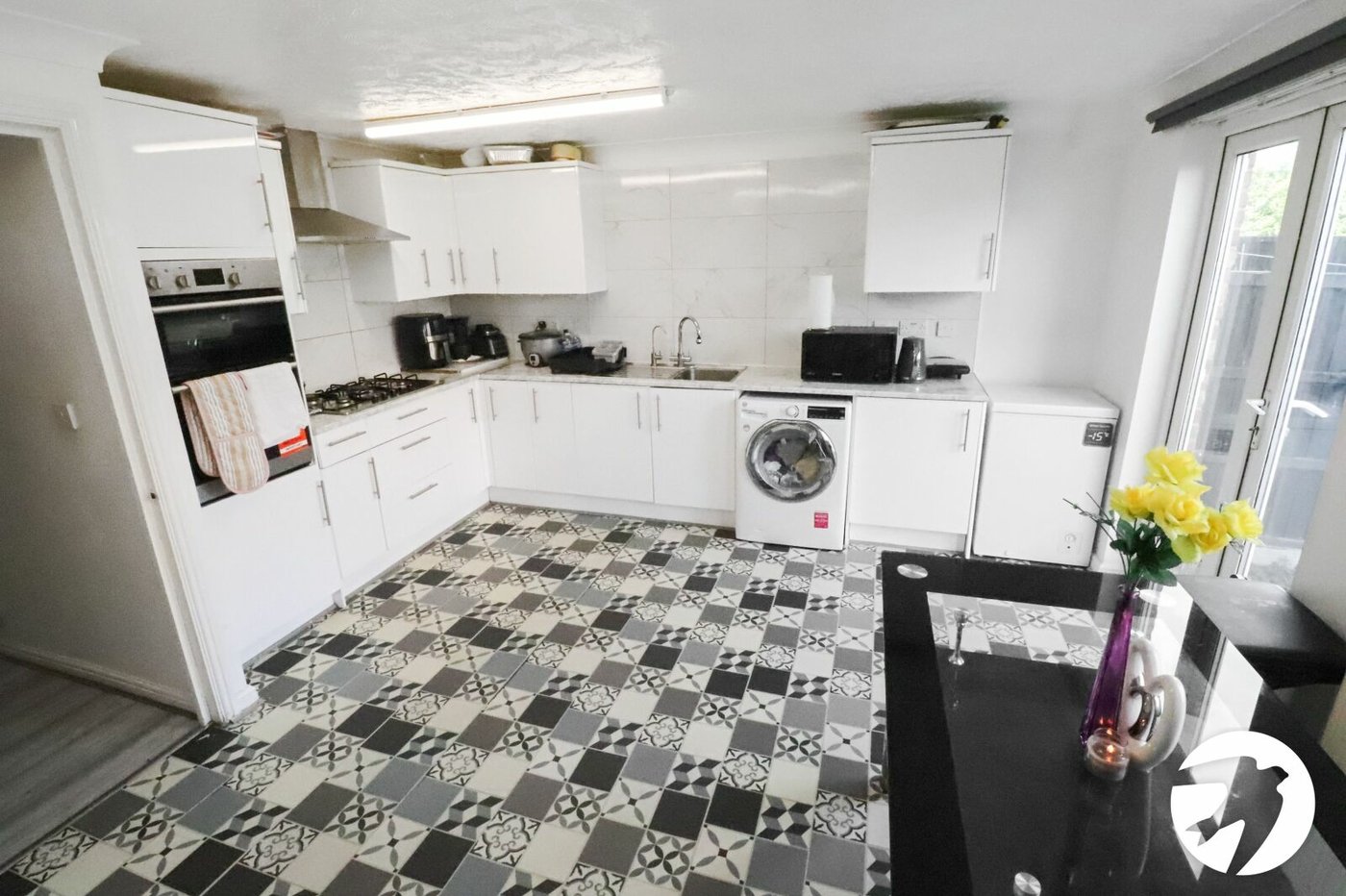 4 bedroom property for sale in London | Robinson Jackson