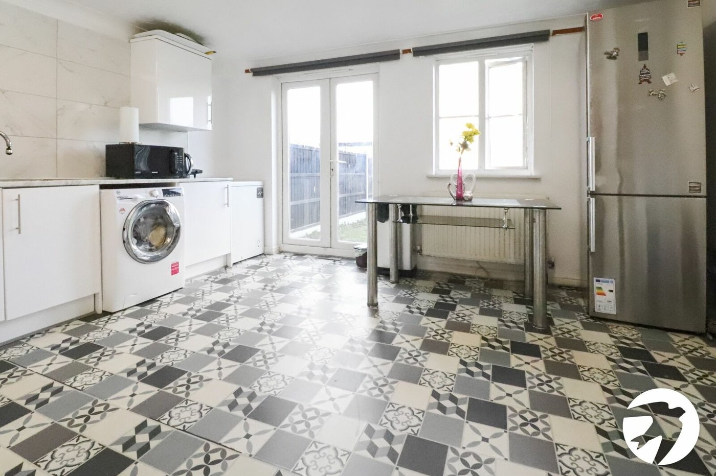 4 bedroom property for sale in London | Robinson Jackson