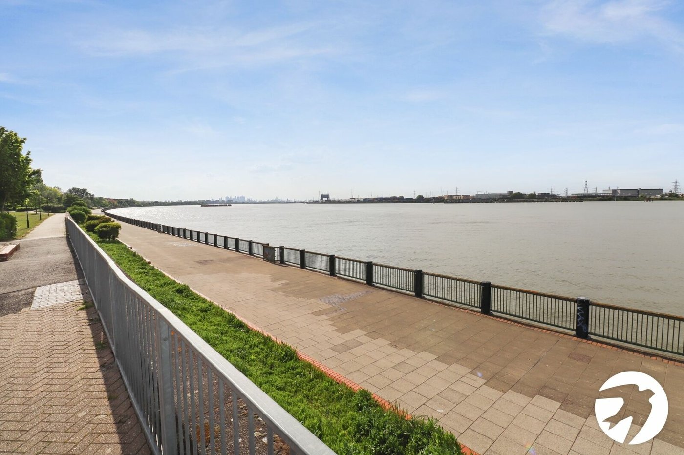 4 bedroom property for sale in London | Robinson Jackson