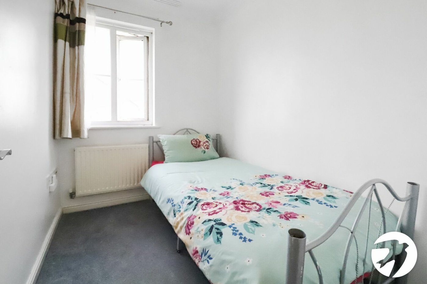 4 bedroom property for sale in London | Robinson Jackson