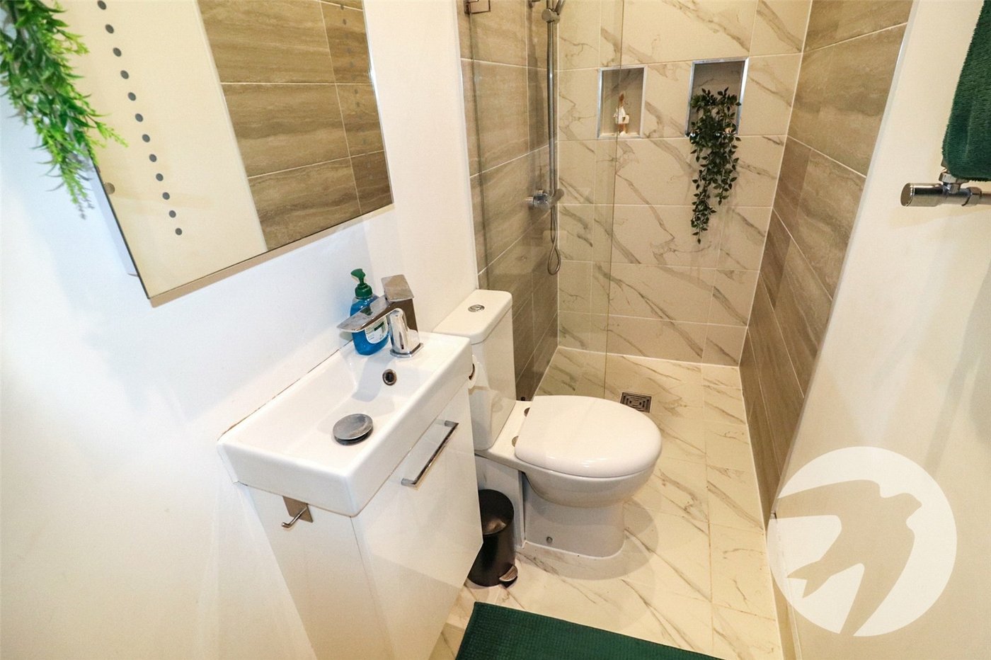 3 bedroom house for sale in Erith | Robinson Jackson