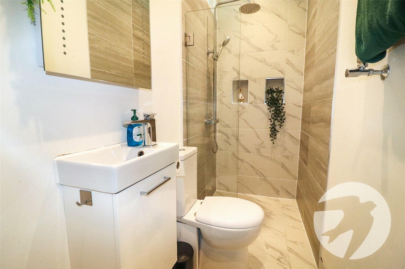 3 bedroom house for sale in Erith | Robinson Jackson