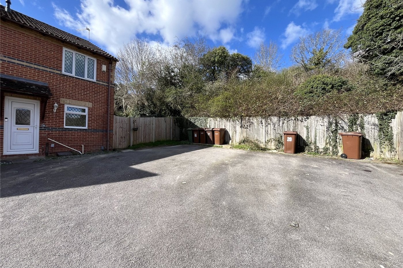 2 bedroom house for sale in Walderslade | Robinson Michael & Jackson