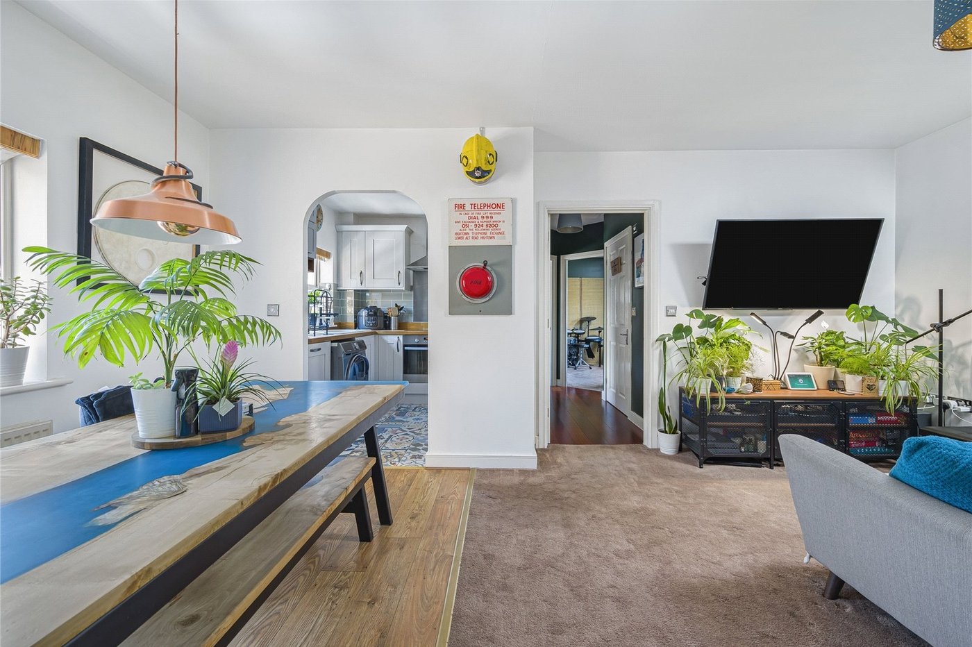 2 bedroom property for sale in Greenhithe | Robinson Jackson
