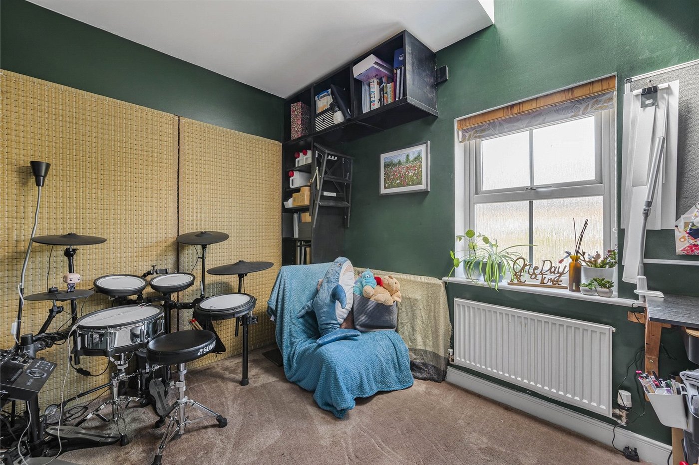 2 bedroom property for sale in Greenhithe | Robinson Jackson