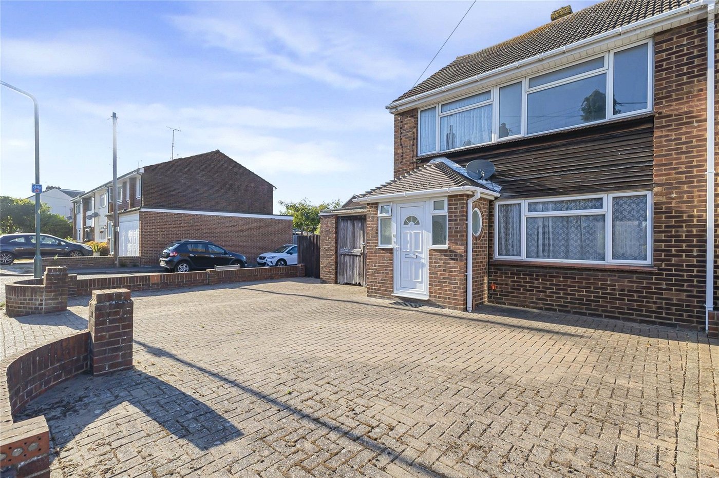 3 bedroom house for sale in Cliffe | Robinson Michael & Jackson