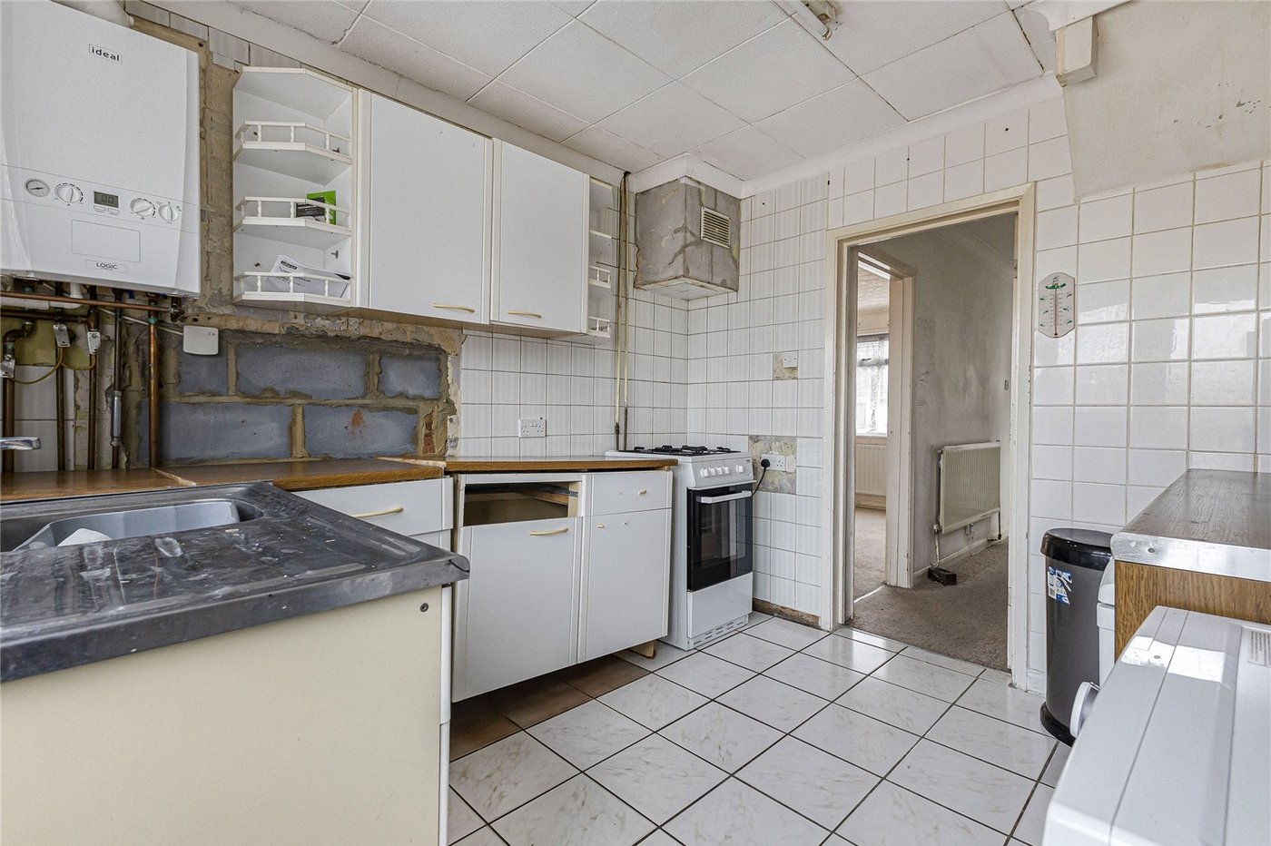 3 bedroom house for sale in Cliffe | Robinson Michael & Jackson