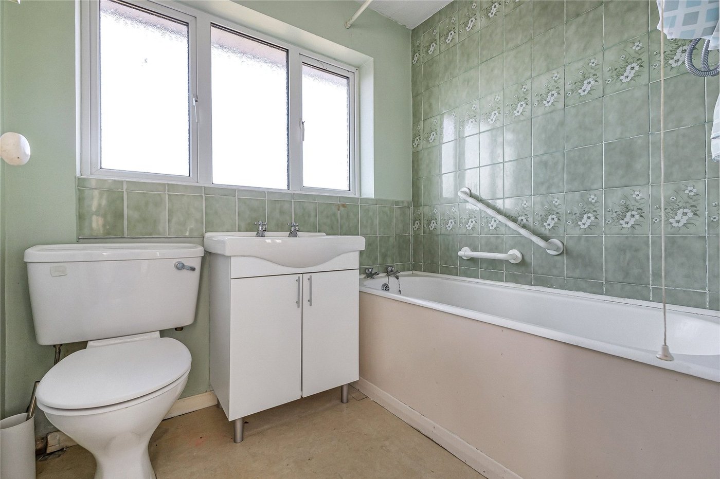 3 bedroom house for sale in Cliffe | Robinson Michael & Jackson