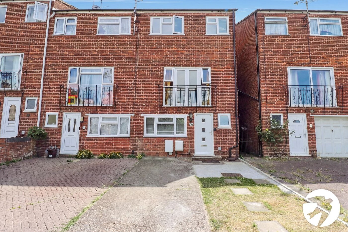 4 bedroom property for sale in Belvedere | Robinson Jackson