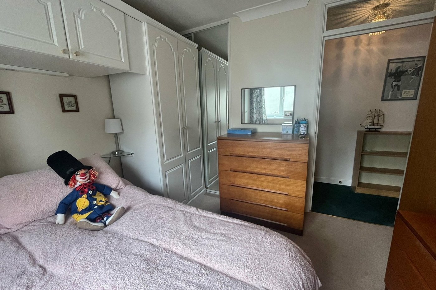 2 bedroom property for sale in West Street | Robinson Michael & Jackson