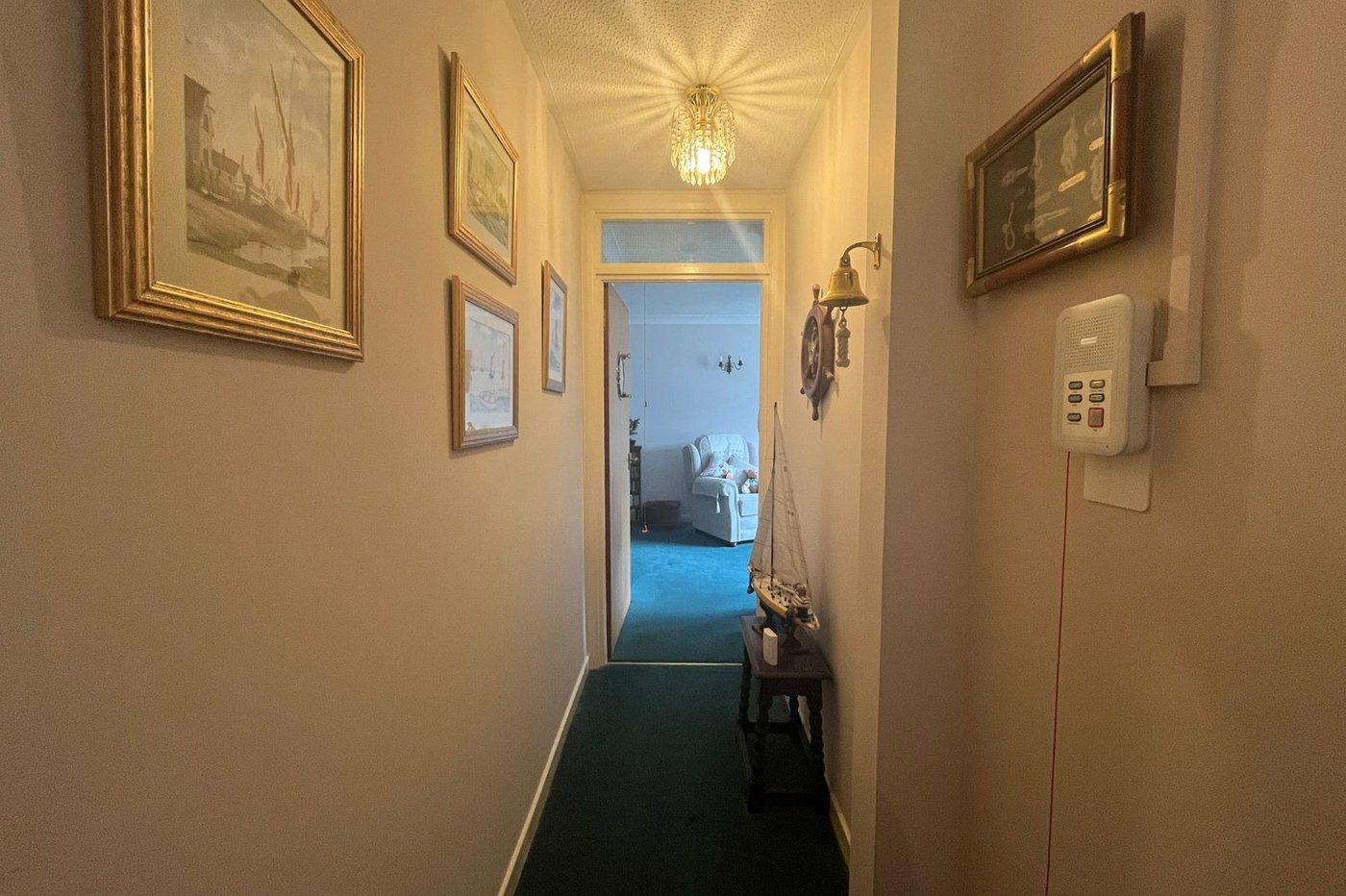 2 bedroom property for sale in West Street | Robinson Michael & Jackson