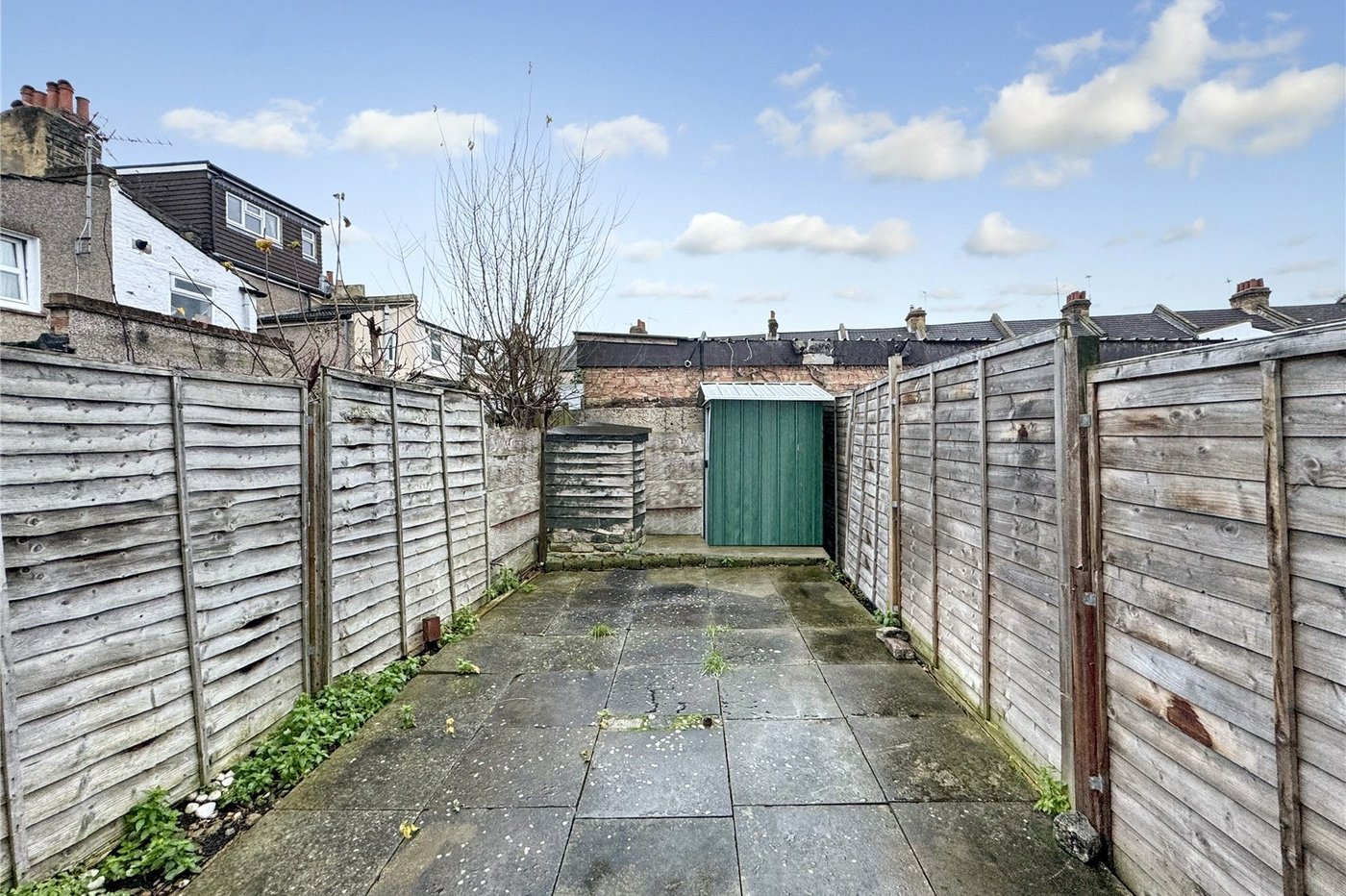 3 bedroom house for sale in London | Robinson Jackson