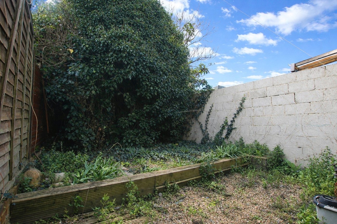 2 bedroom house for sale in Plumstead | Robinson Jackson