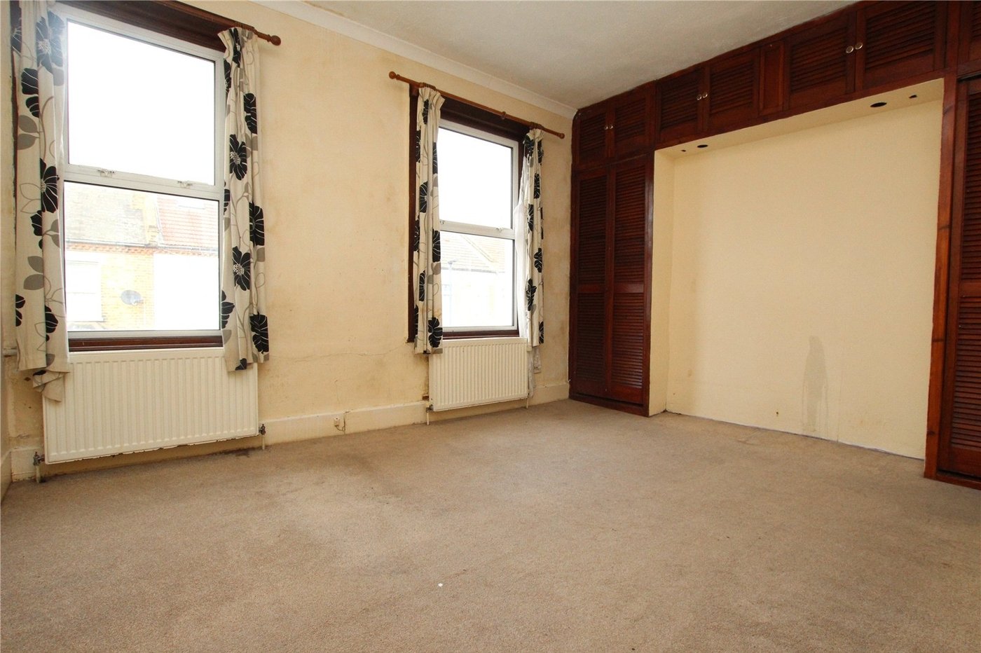 2 bedroom house for sale in Plumstead | Robinson Jackson