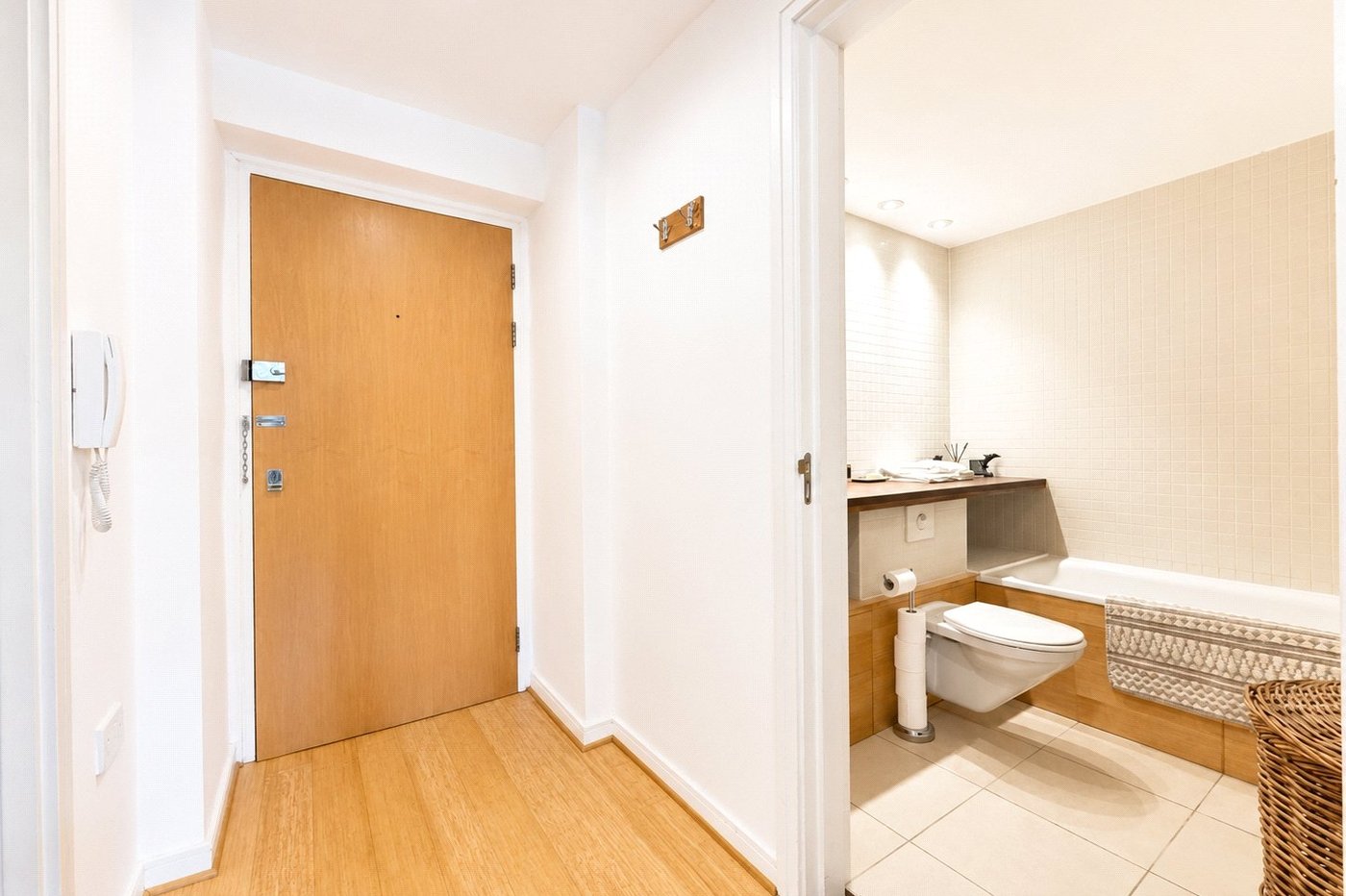 1 bedroom property for sale in London | Robinson Jackson