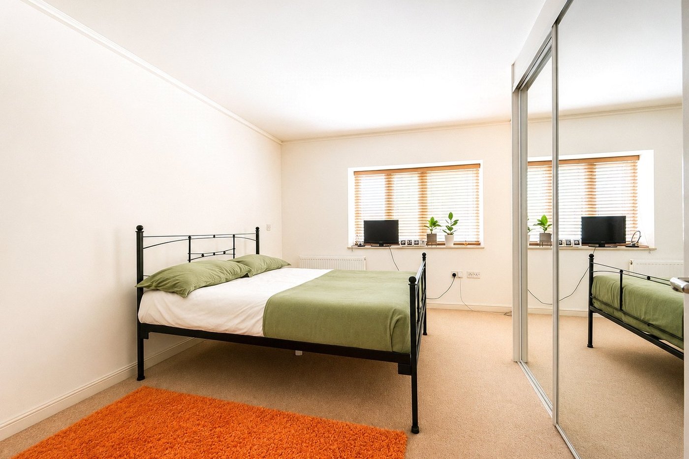 1 bedroom property for sale in London | Robinson Jackson