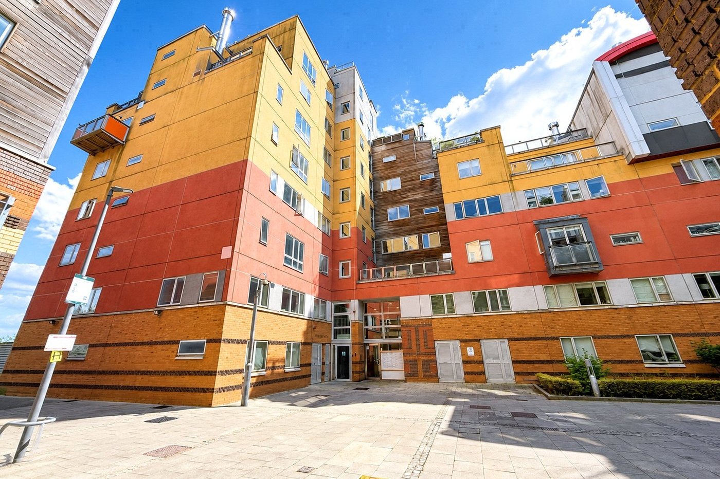1 bedroom property for sale in London | Robinson Jackson