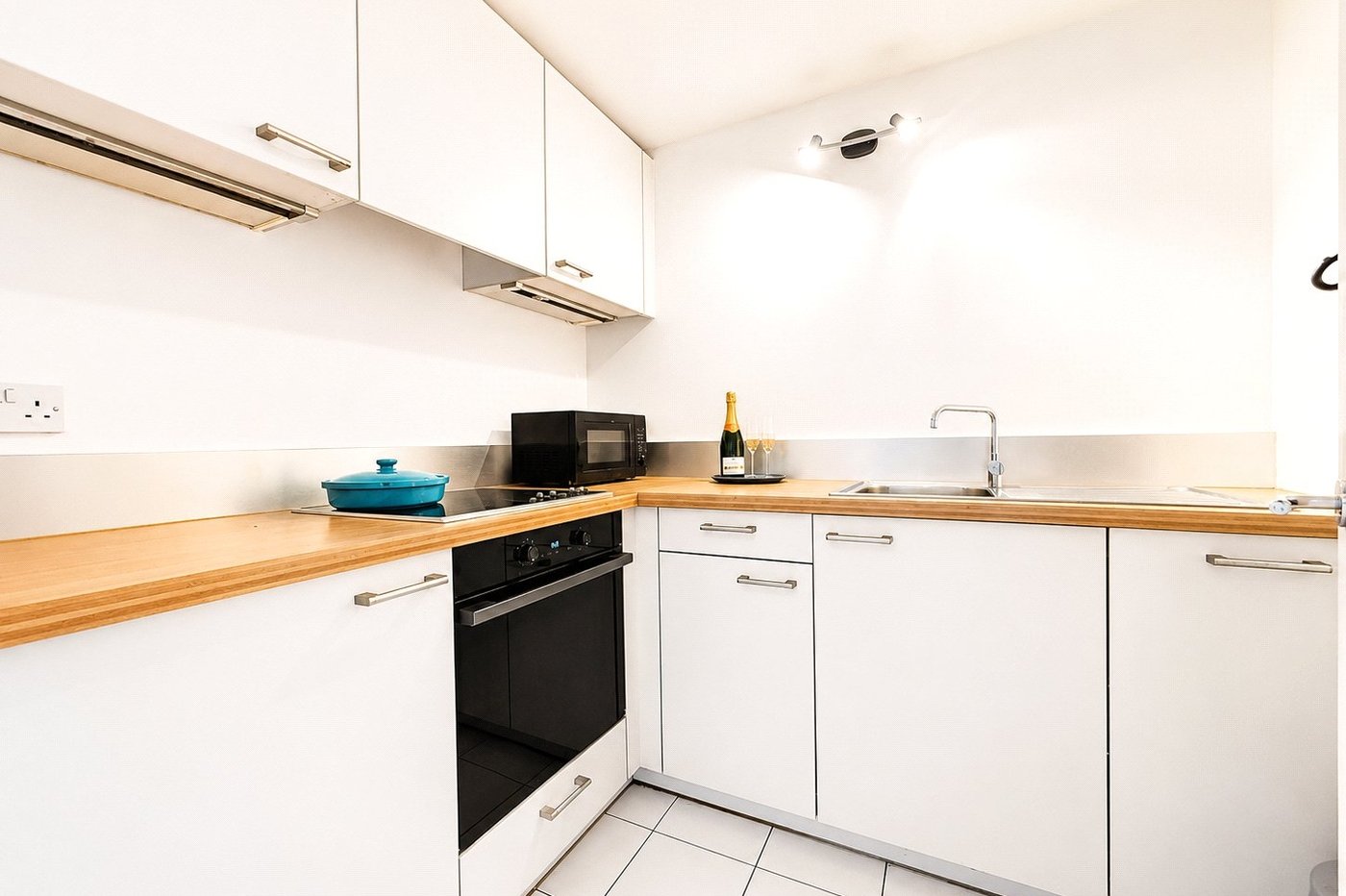 1 bedroom property for sale in London | Robinson Jackson