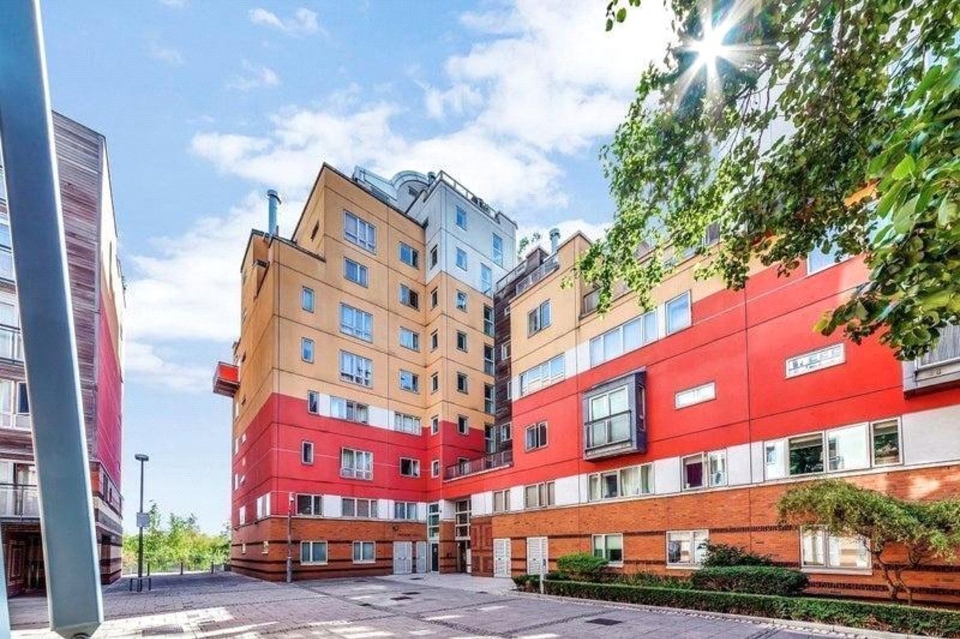 1 bedroom property for sale in London | Robinson Jackson