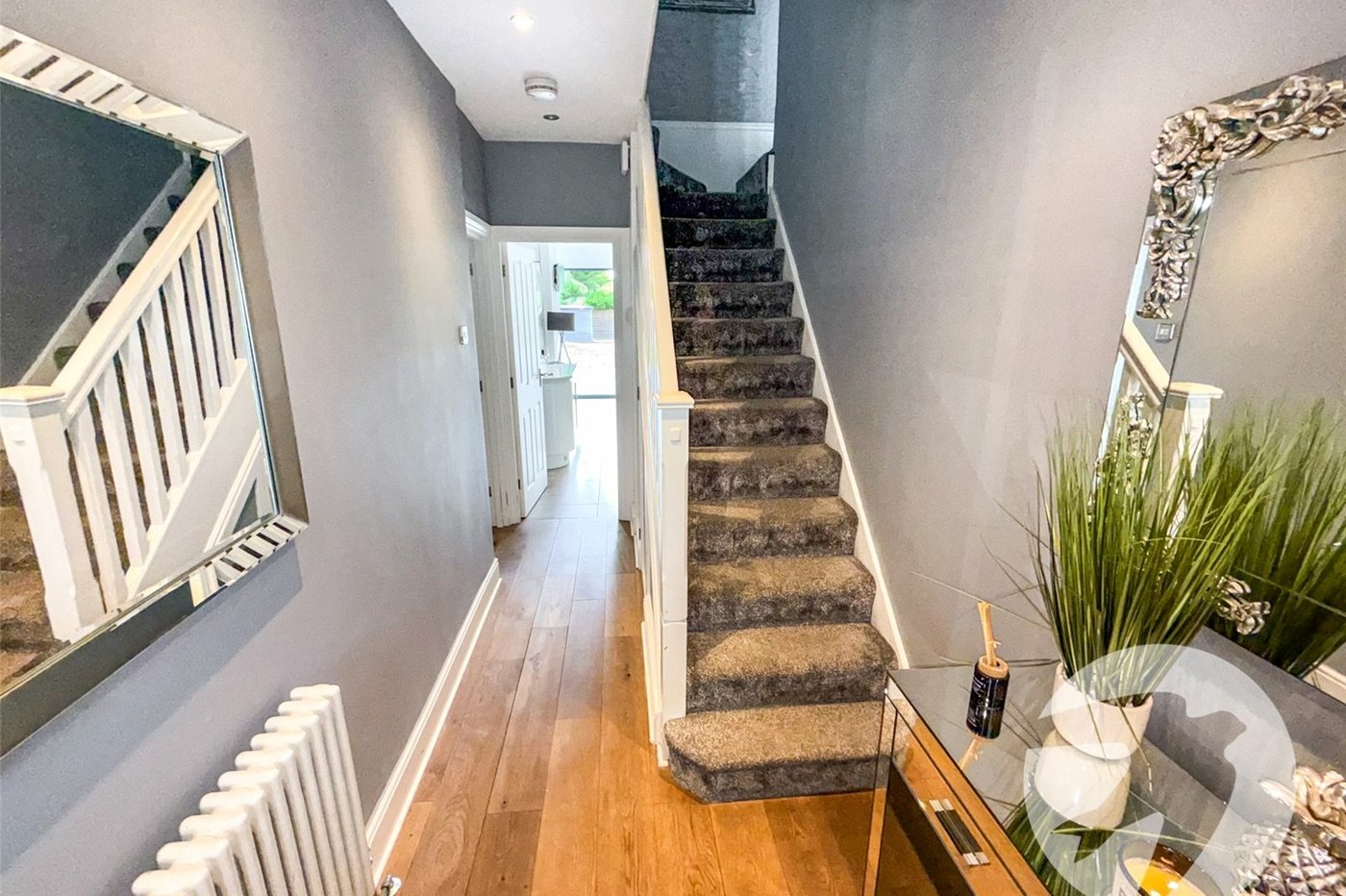 4 bedroom house for sale in Eltham Heights | Robinson Jackson