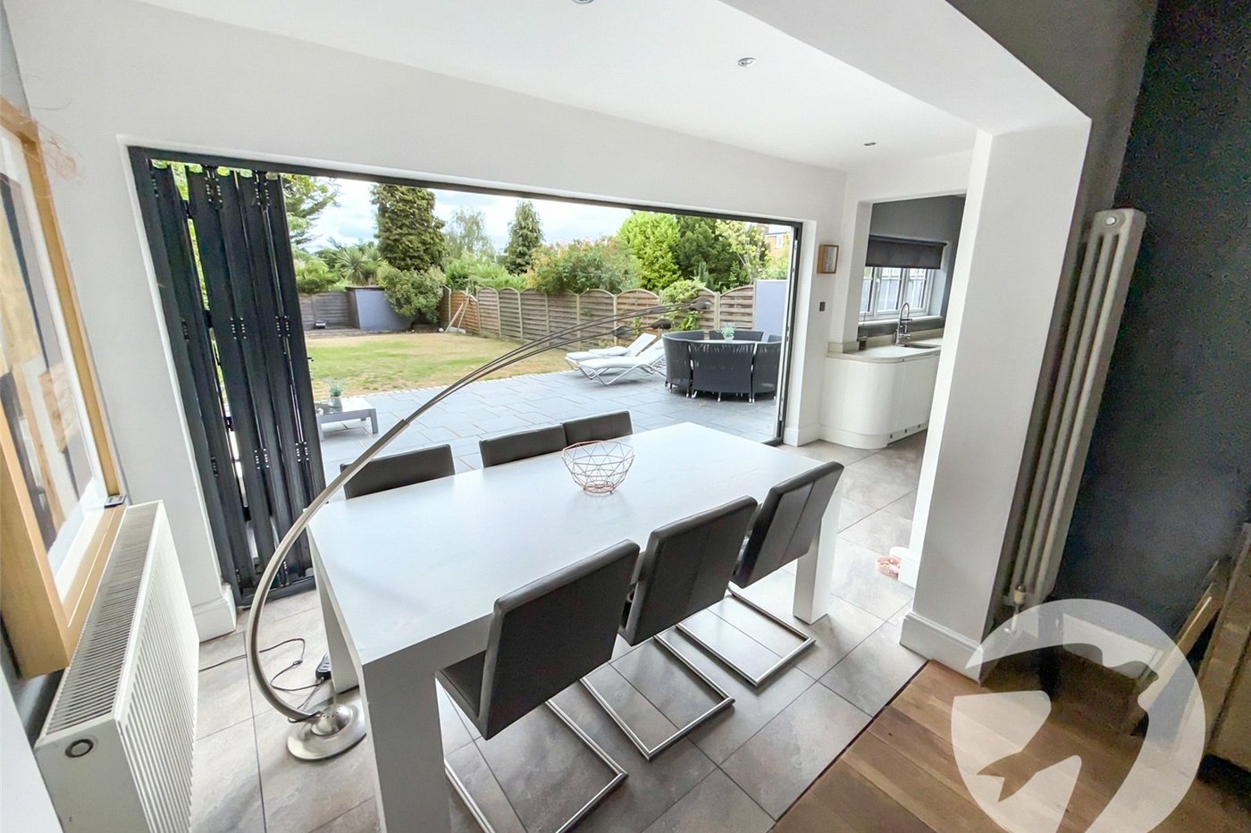 4 bedroom house for sale in Eltham Heights | Robinson Jackson