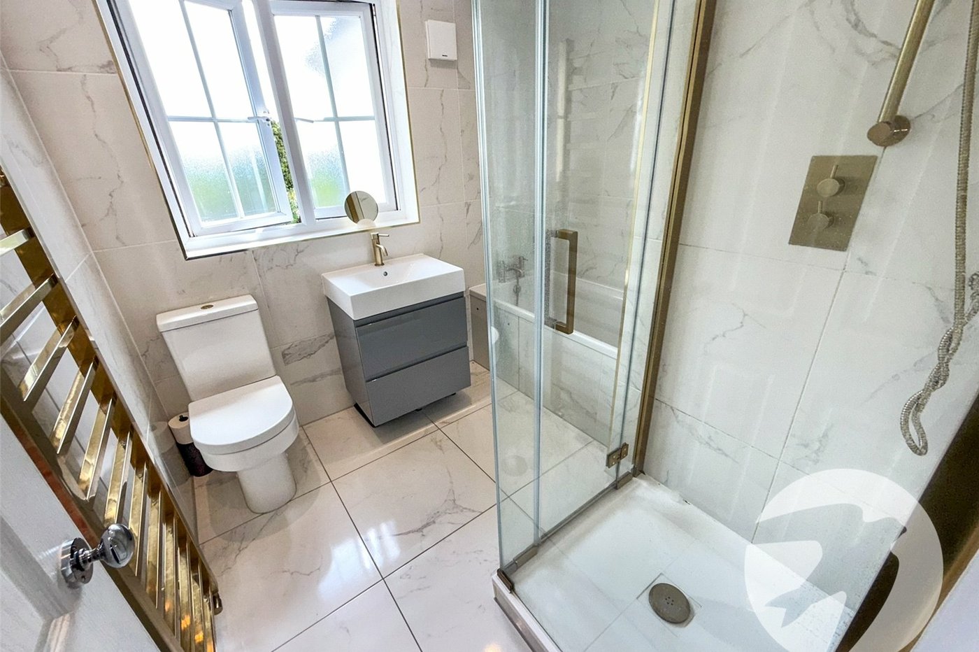 4 bedroom house for sale in Eltham Heights | Robinson Jackson