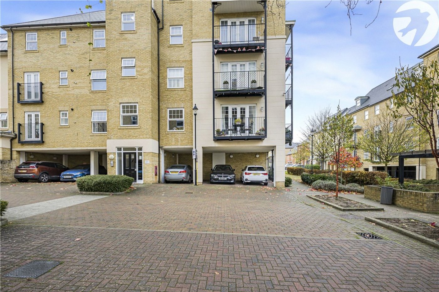 2 bedroom property for sale in Bromley | Robinson Jackson