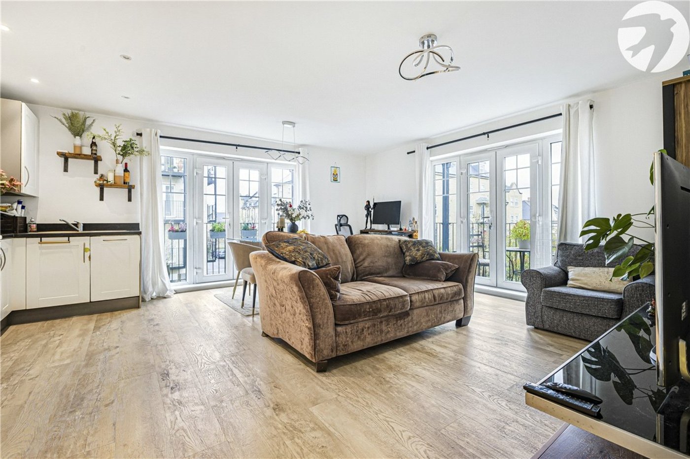 2 bedroom property for sale in Bromley | Robinson Jackson