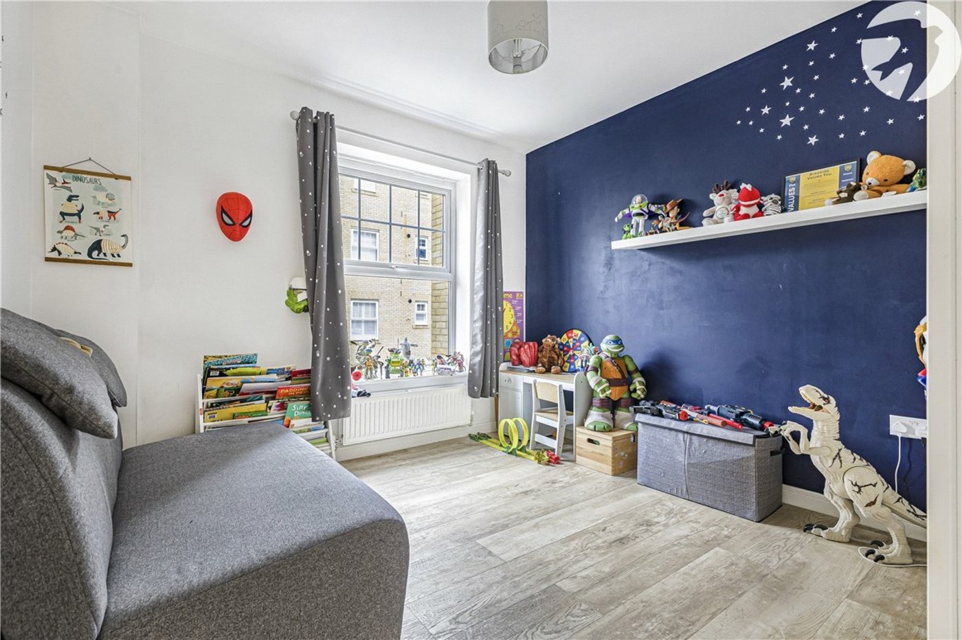 2 bedroom property for sale in Bromley | Robinson Jackson