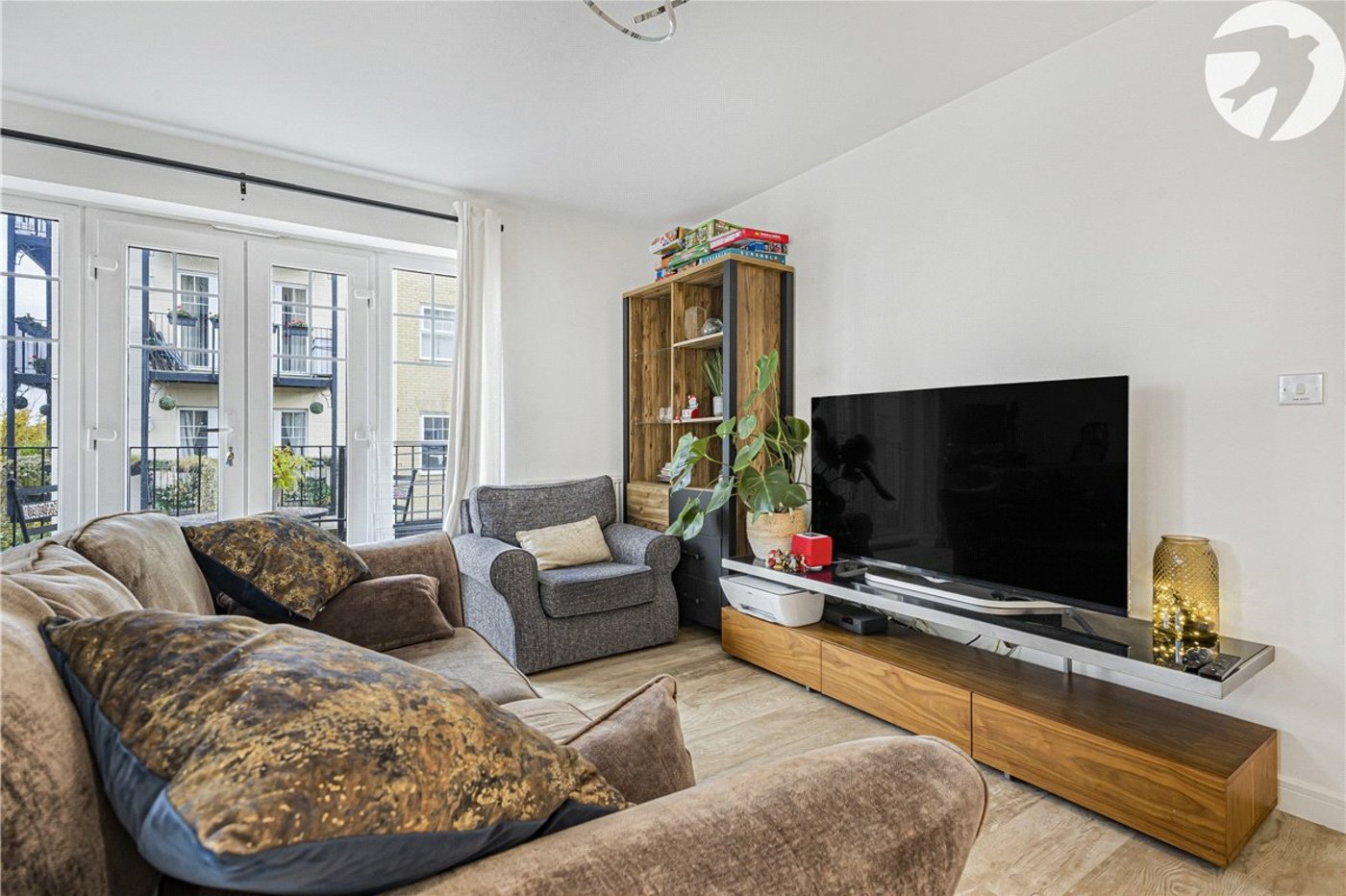 2 bedroom property for sale in Bromley | Robinson Jackson