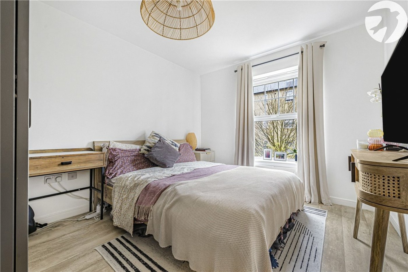 2 bedroom property for sale in Bromley | Robinson Jackson