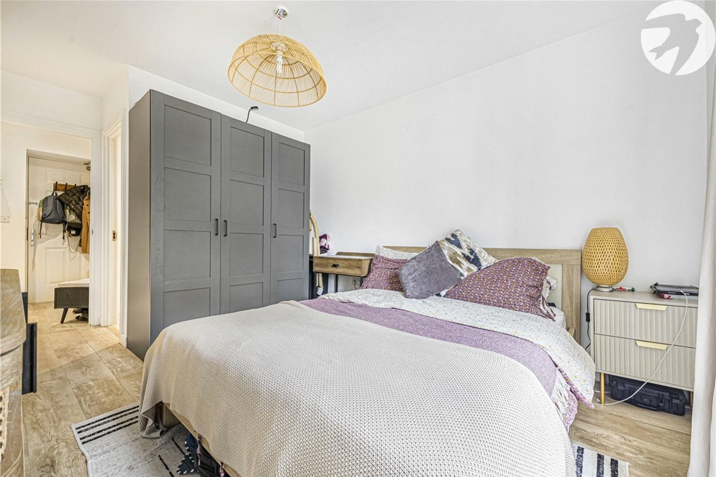 2 bedroom property for sale in Bromley | Robinson Jackson