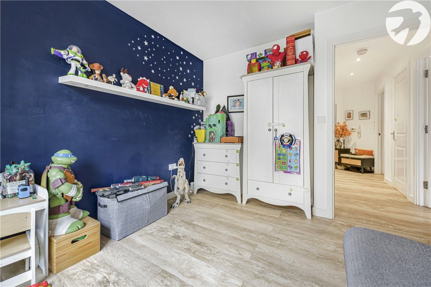 2 bedroom property for sale in Bromley | Robinson Jackson