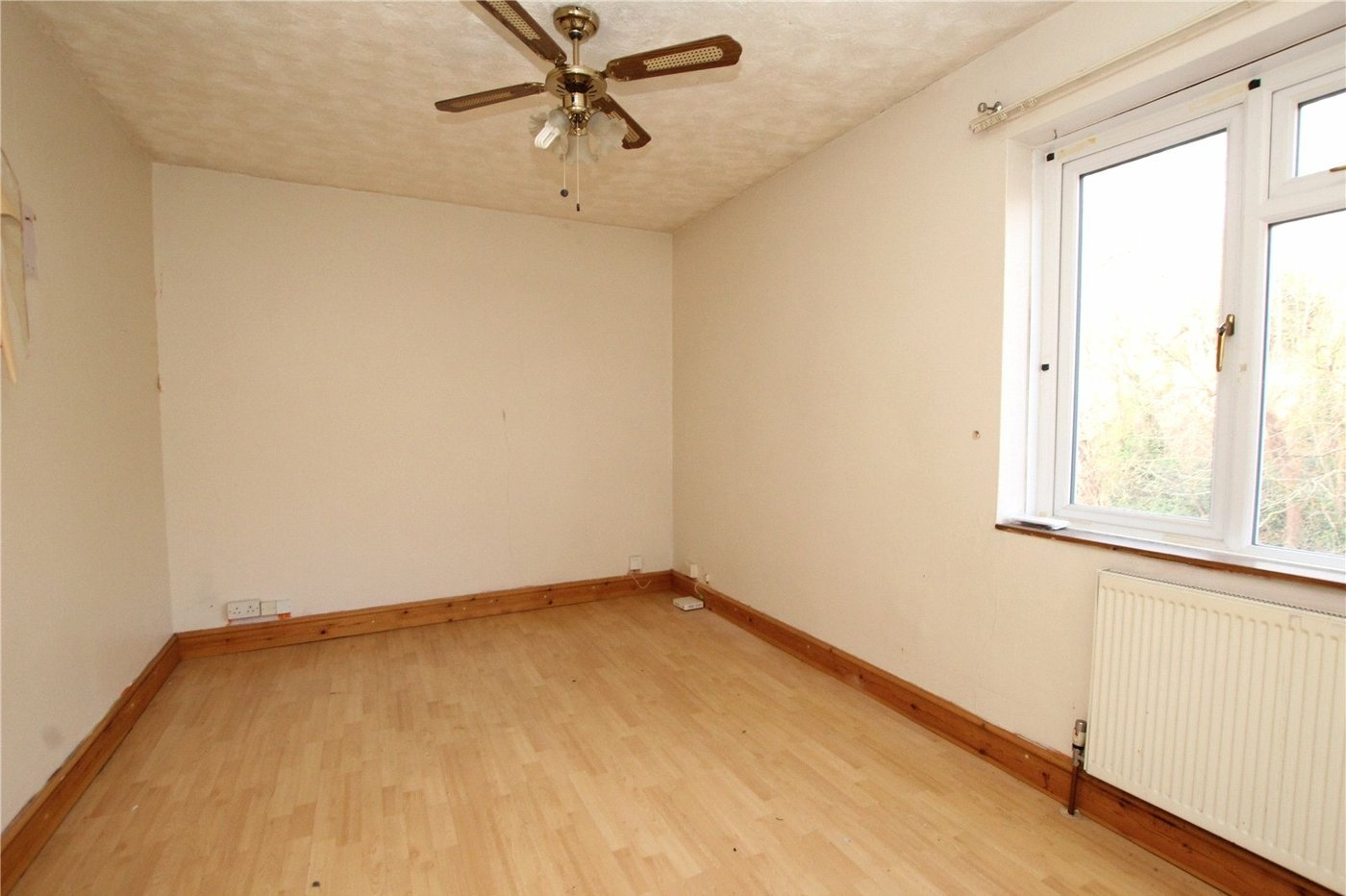 4 bedroom house for sale in Plumstead Common | Robinson Jackson