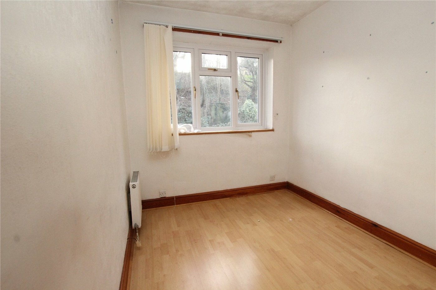 4 bedroom house for sale in Plumstead Common | Robinson Jackson