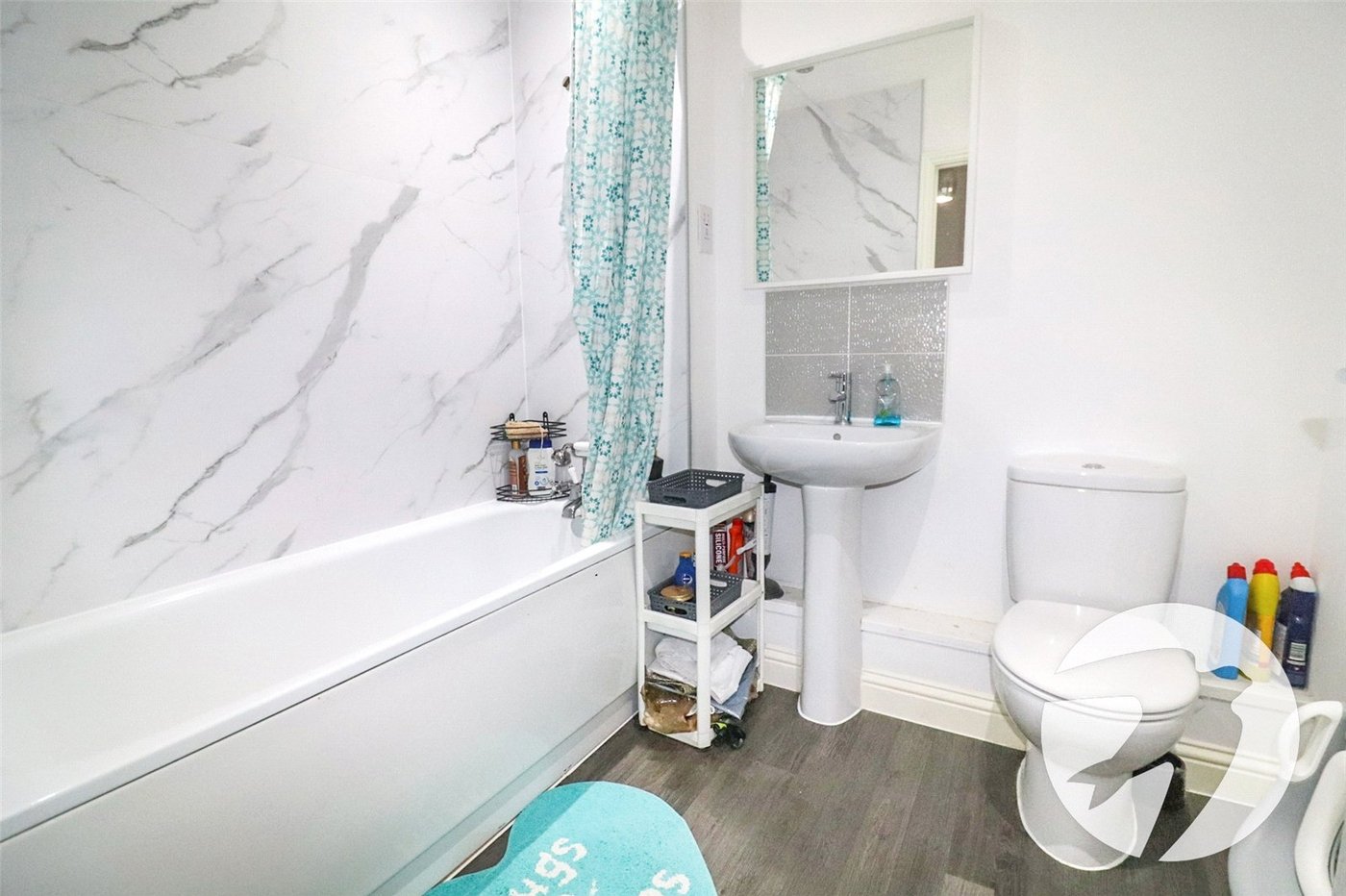 4 bedroom house for sale in Erith | Robinson Jackson