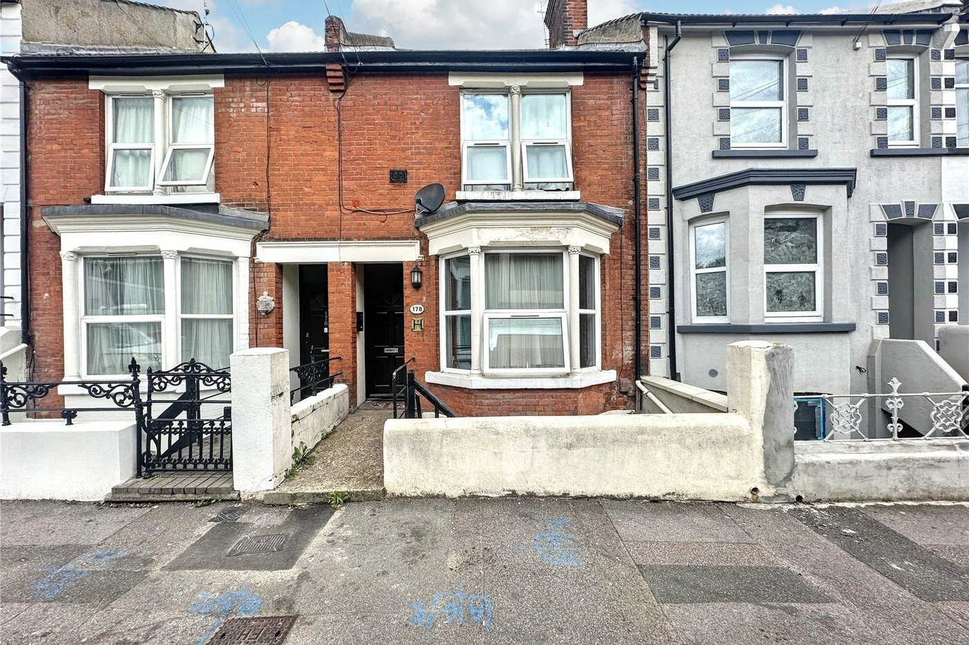 1 bedroom property for sale in Gillingham | Robinson Michael & Jackson