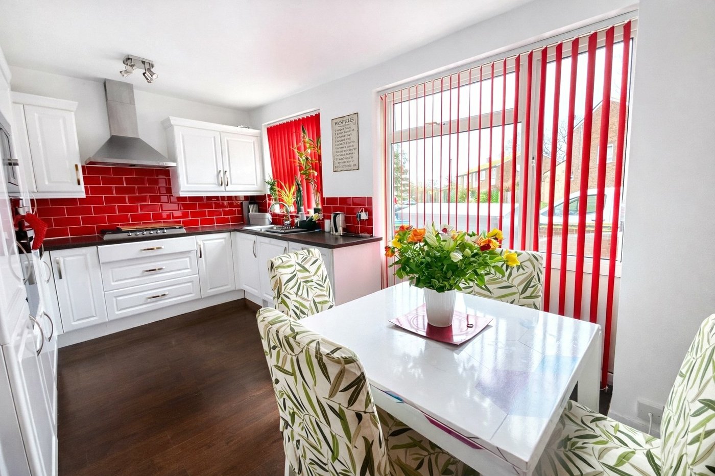 3 bedroom house for sale in London | Robinson Jackson