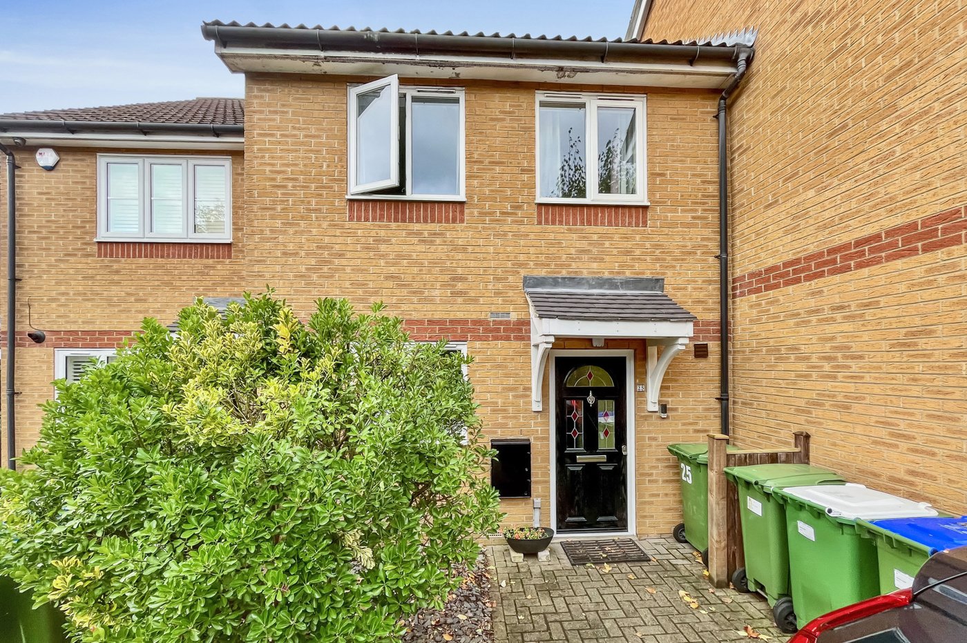3 bedroom house for sale in Sidcup | Robinson Jackson