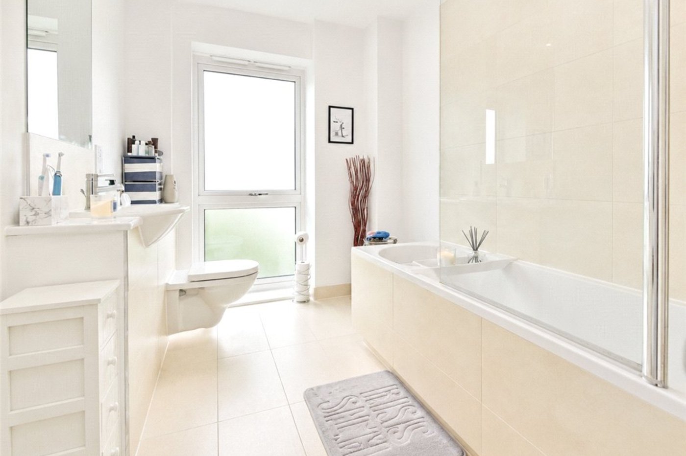 2 bedroom property for sale in St Mary Cray | Robinson Jackson