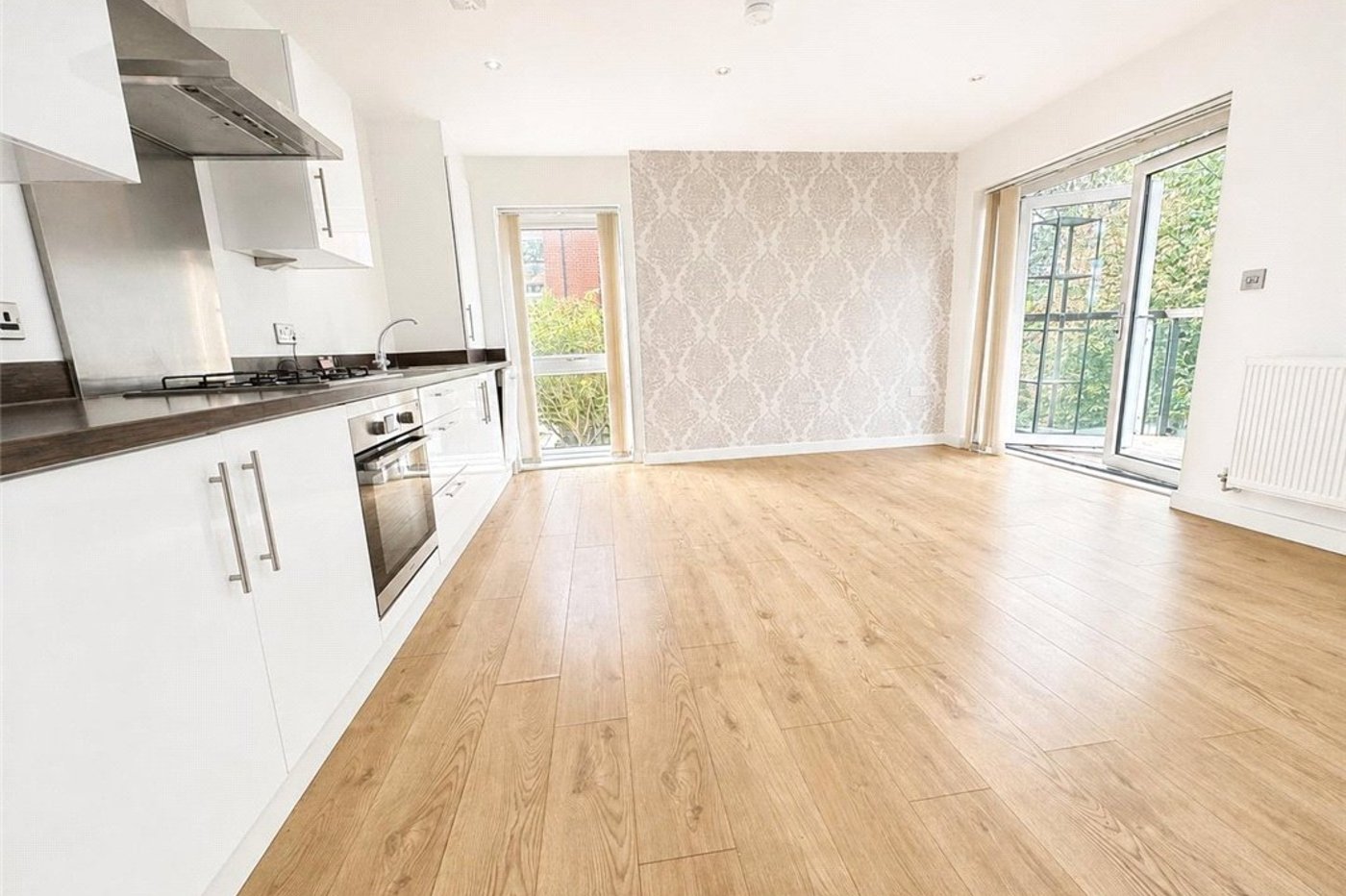 2 bedroom property for sale in St Mary Cray | Robinson Jackson