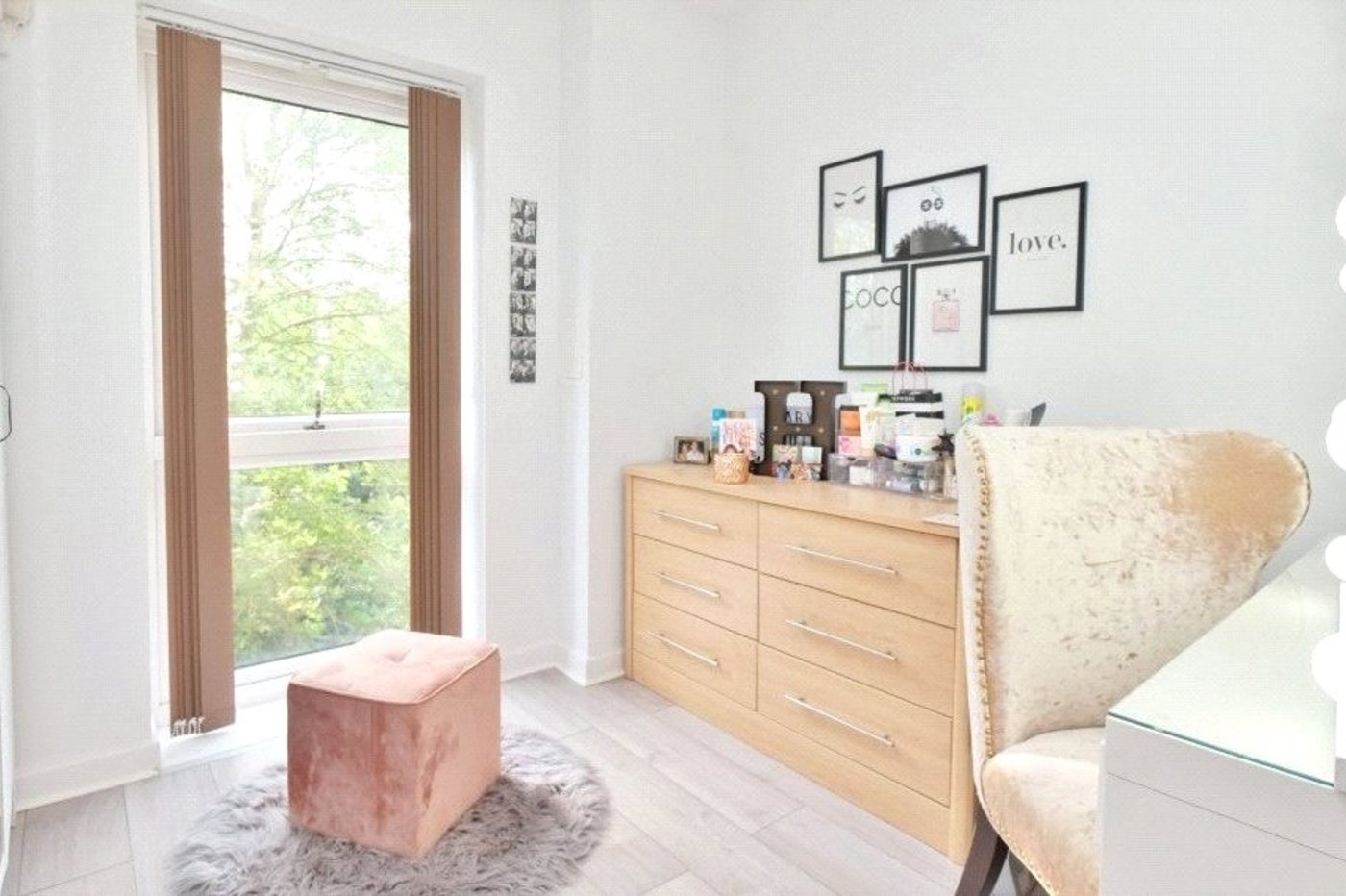 2 bedroom property for sale in St Mary Cray | Robinson Jackson