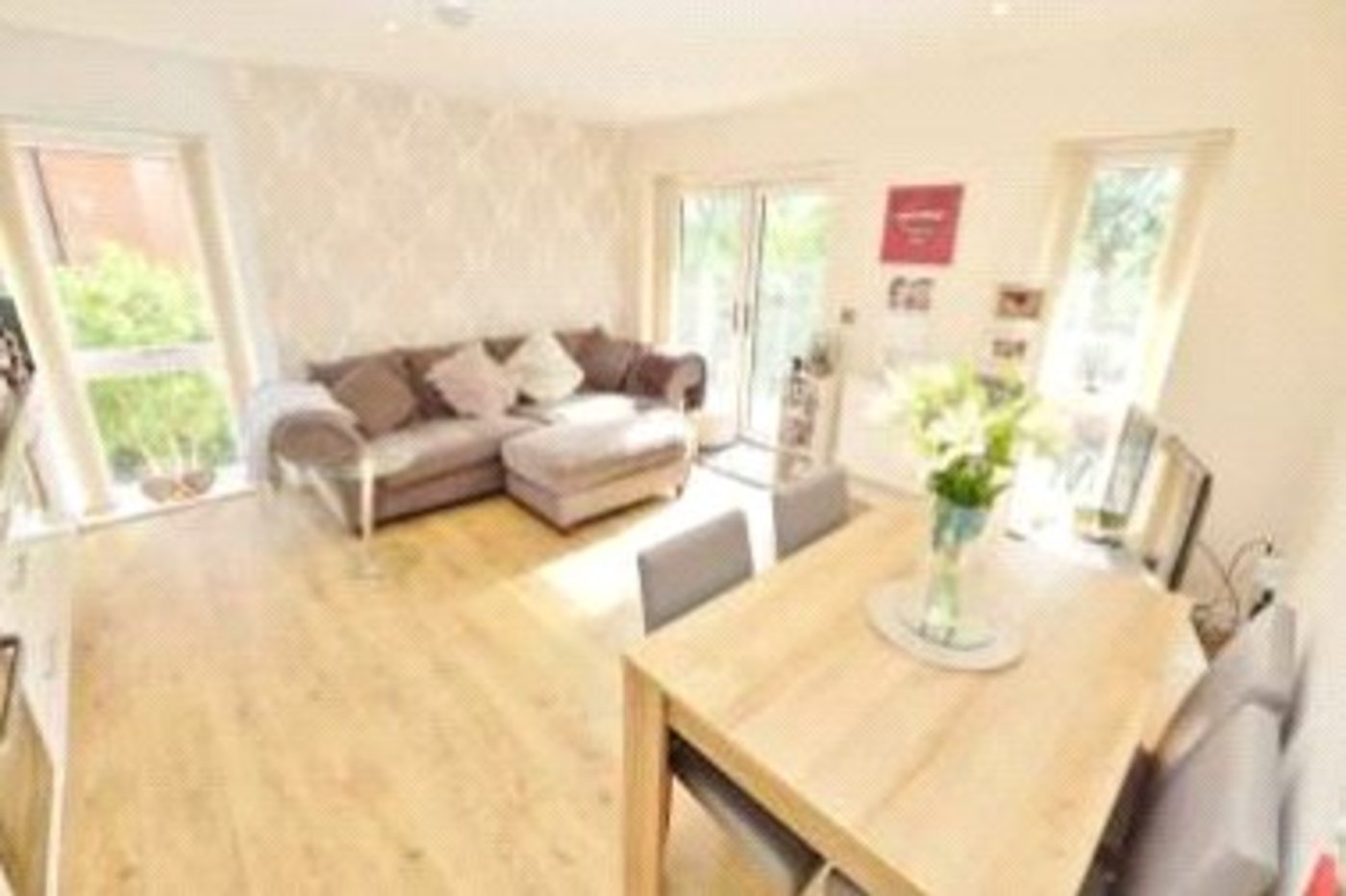 2 bedroom property for sale in St Mary Cray | Robinson Jackson