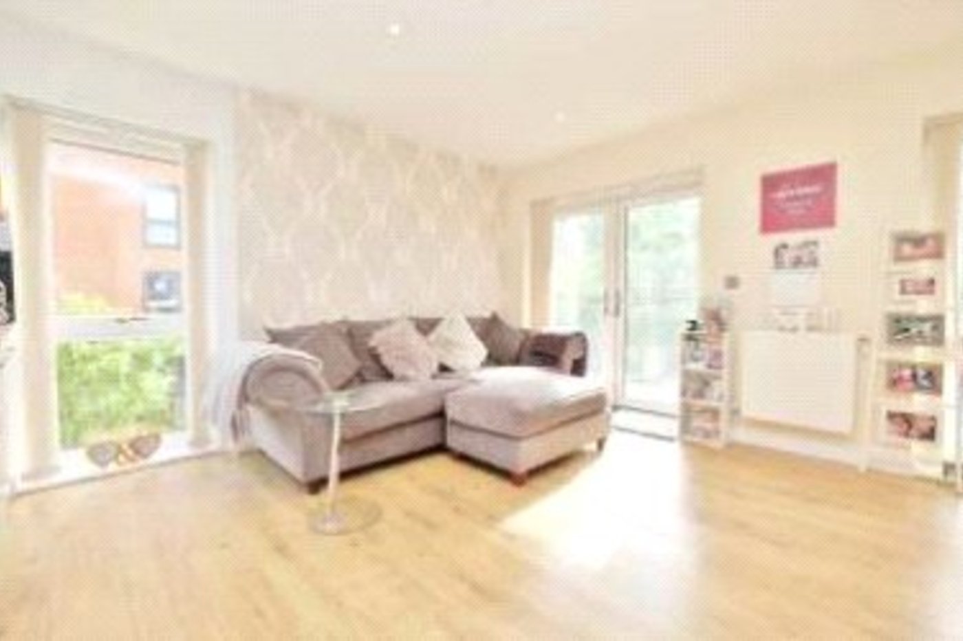 2 bedroom property for sale in St Mary Cray | Robinson Jackson