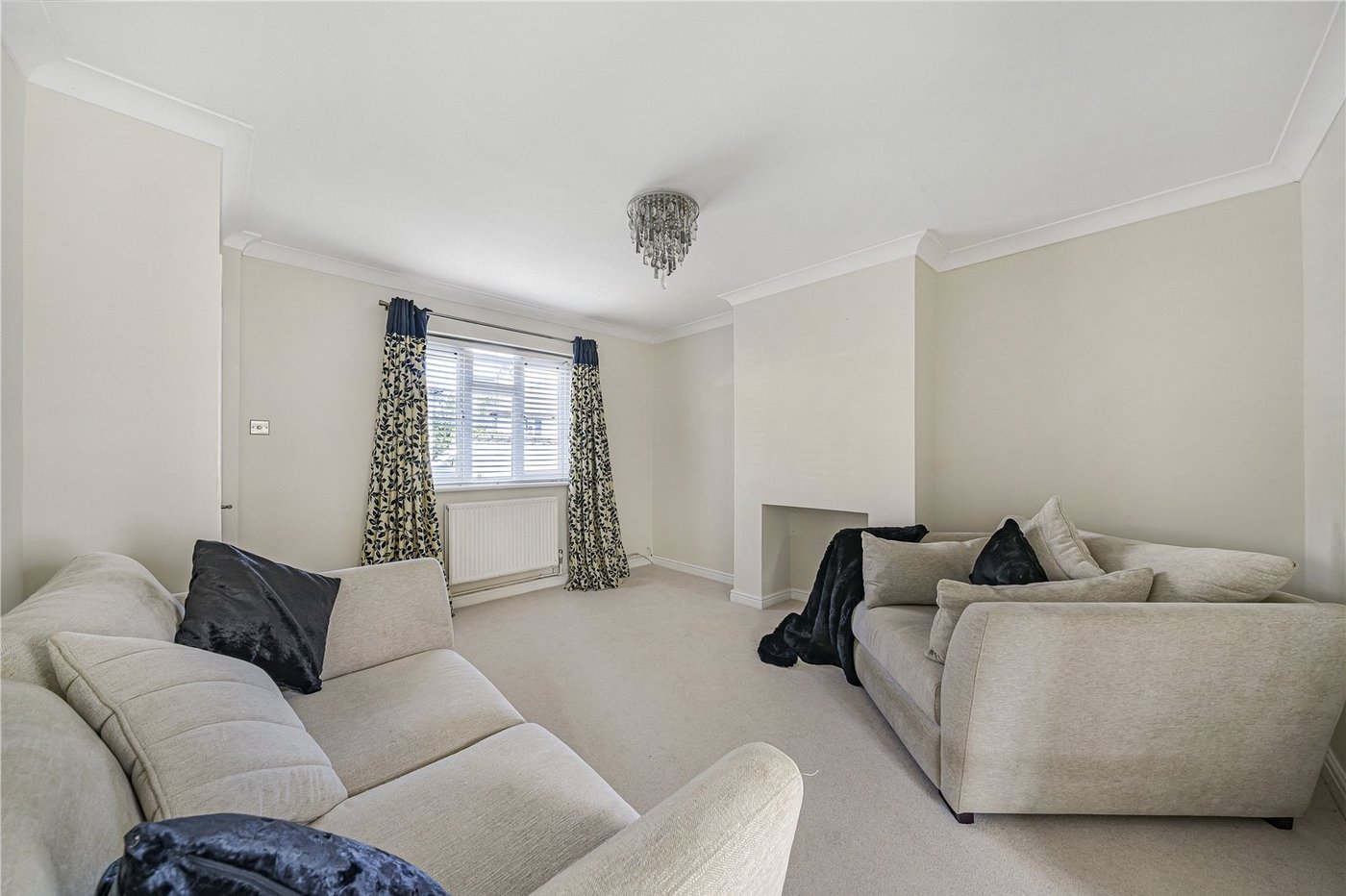 2 bedroom house for sale in Crayford | Robinson Jackson